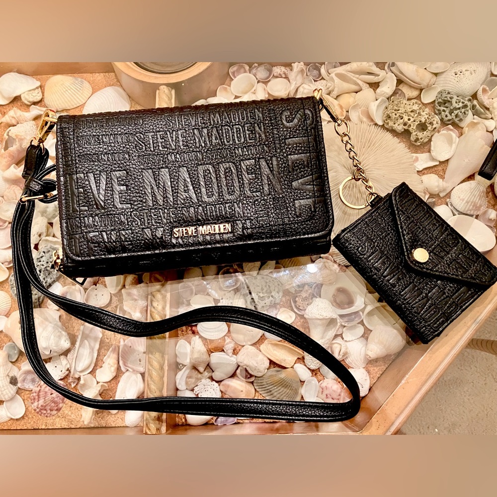 STEVE MADDEN CROSSBODY PURSE WITH CARD HOLDER 🖤